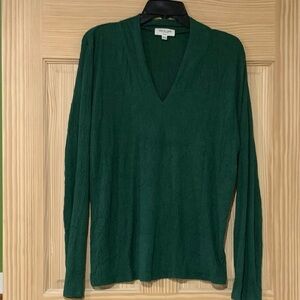 Kim & Cami Forest Green V-Neck Sweater